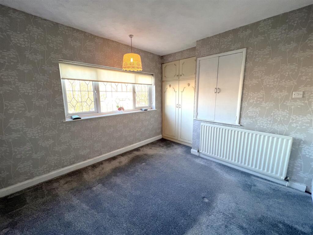 Bedroom 1.jpeg