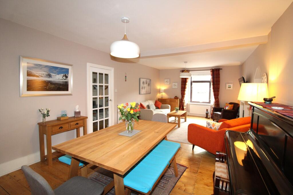 Lounge / Diner