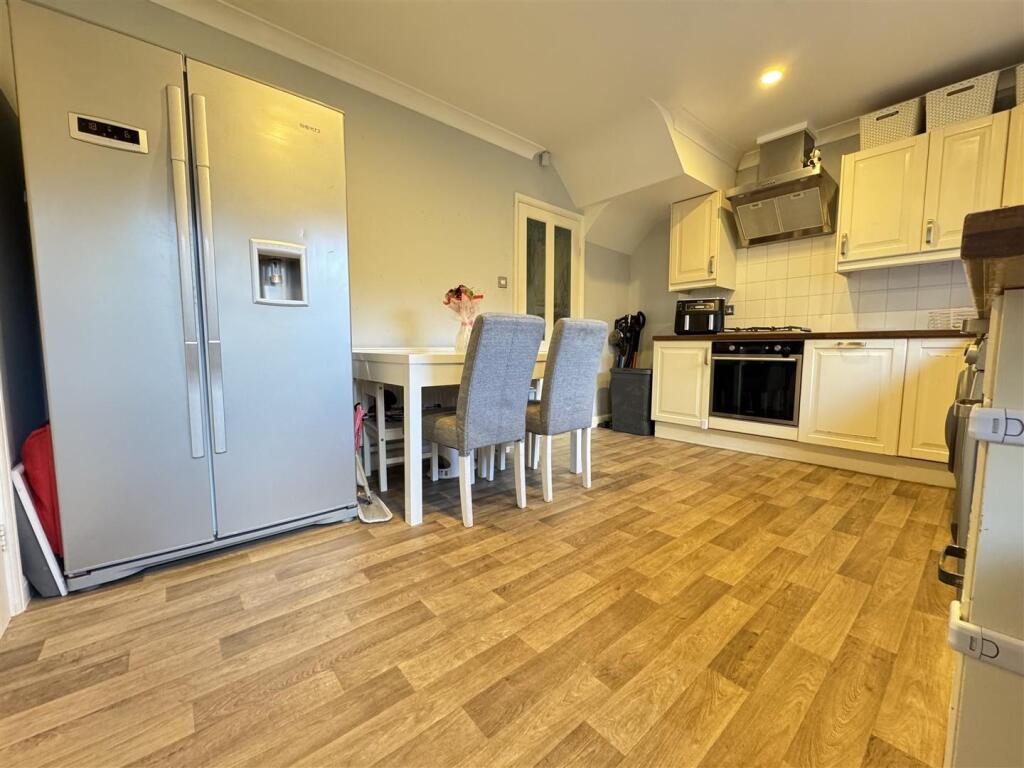 IMG_1673 (Large).JPG