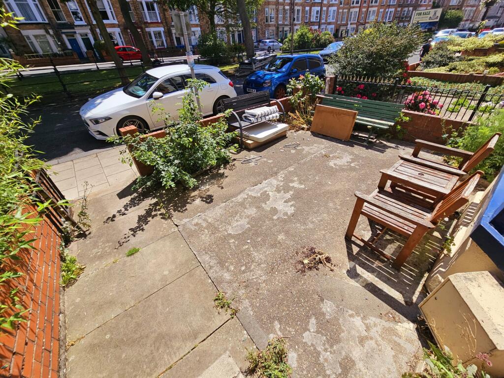 1b6bdc3d-369f-4424-9e68-1c9a405ea776