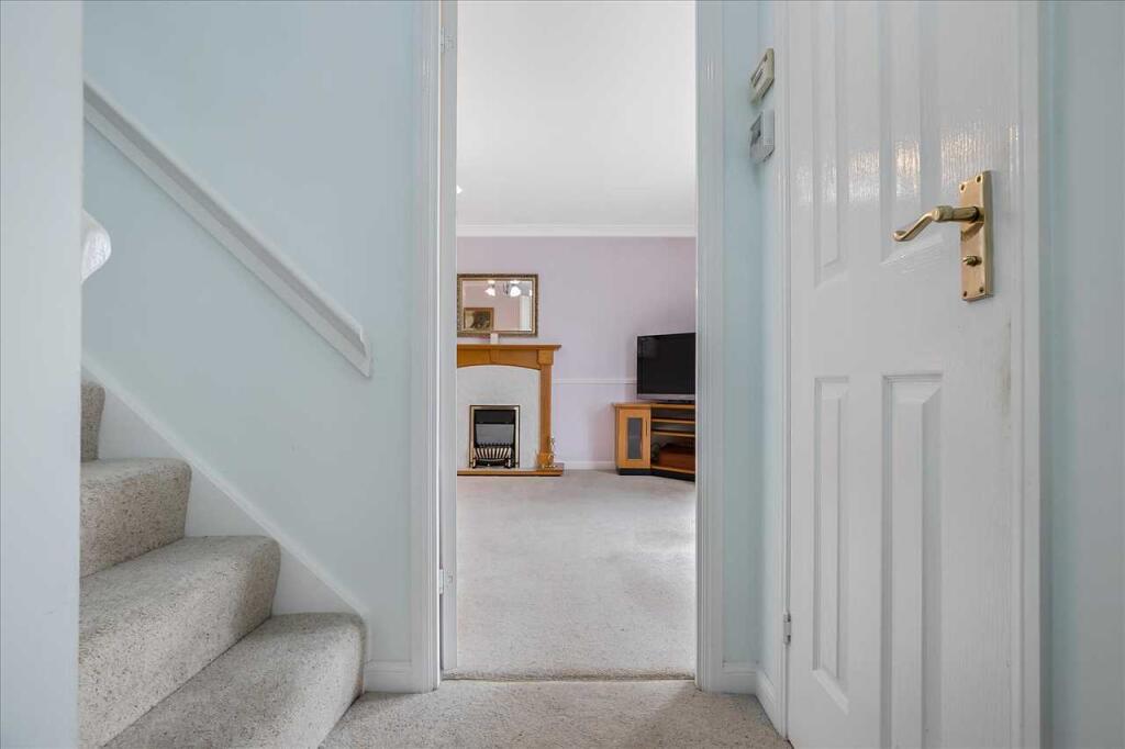 Entrance Hallway (1)