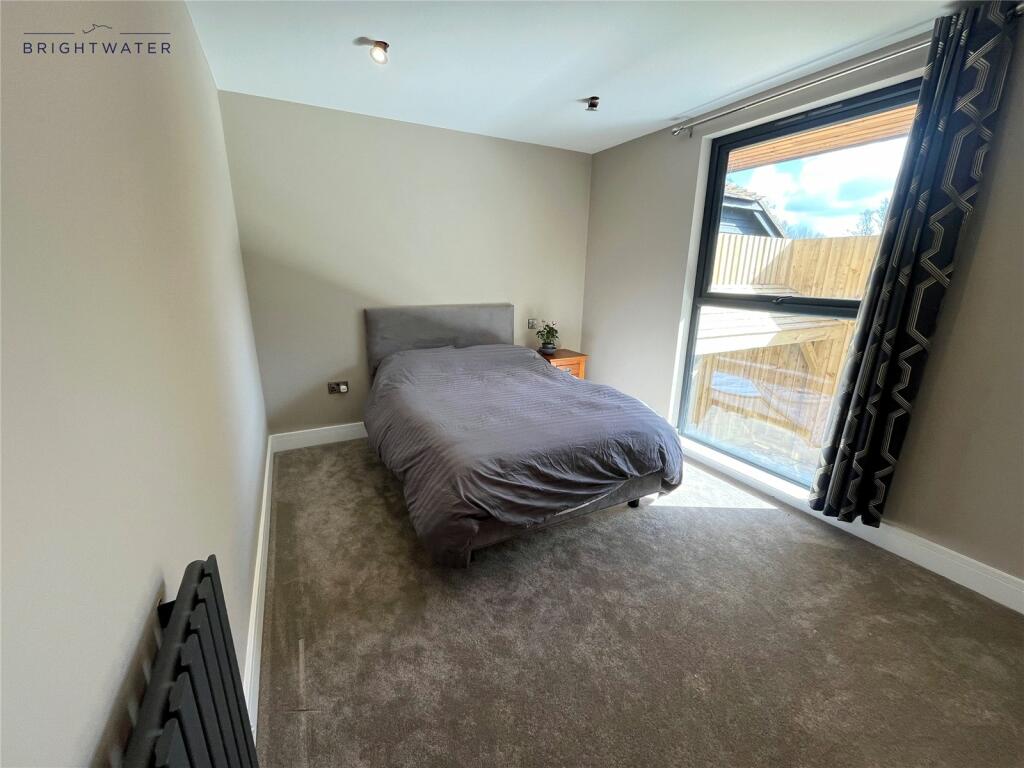 AL Bedroom 2