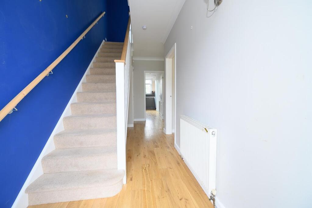 Entrance hall.jpg