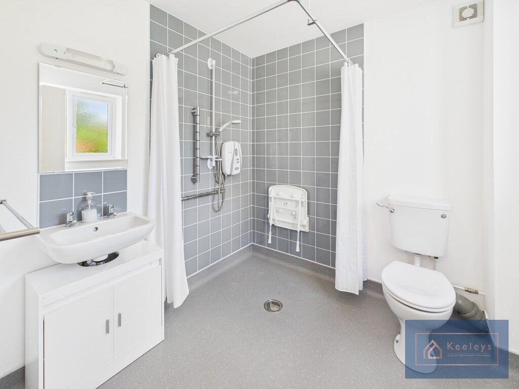 Wet room (Ground ...