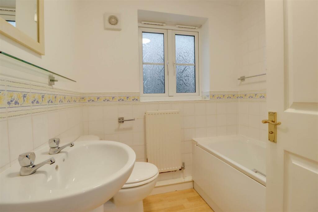 10 MELVILLE DRIVE-6.jpg