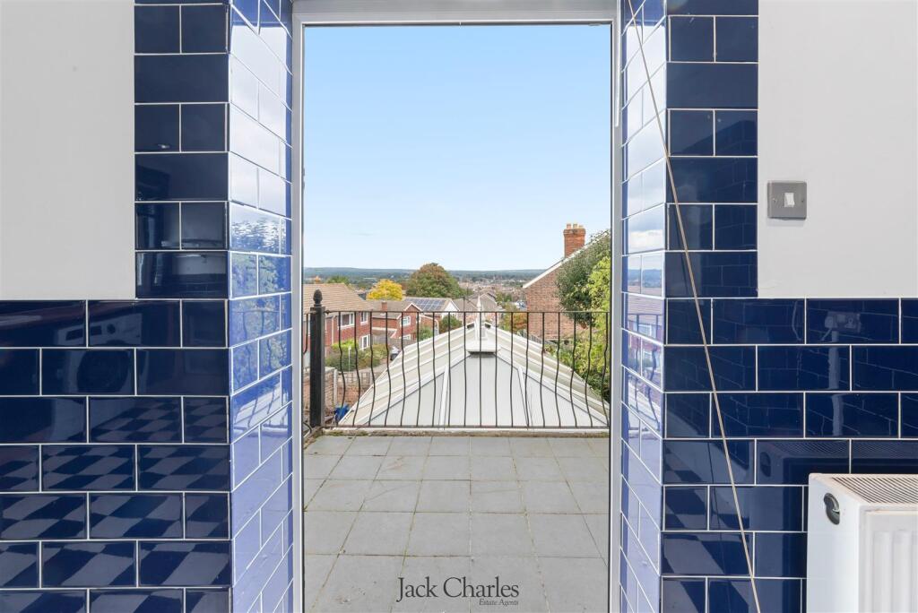 7 Baltic Road-19.jpg