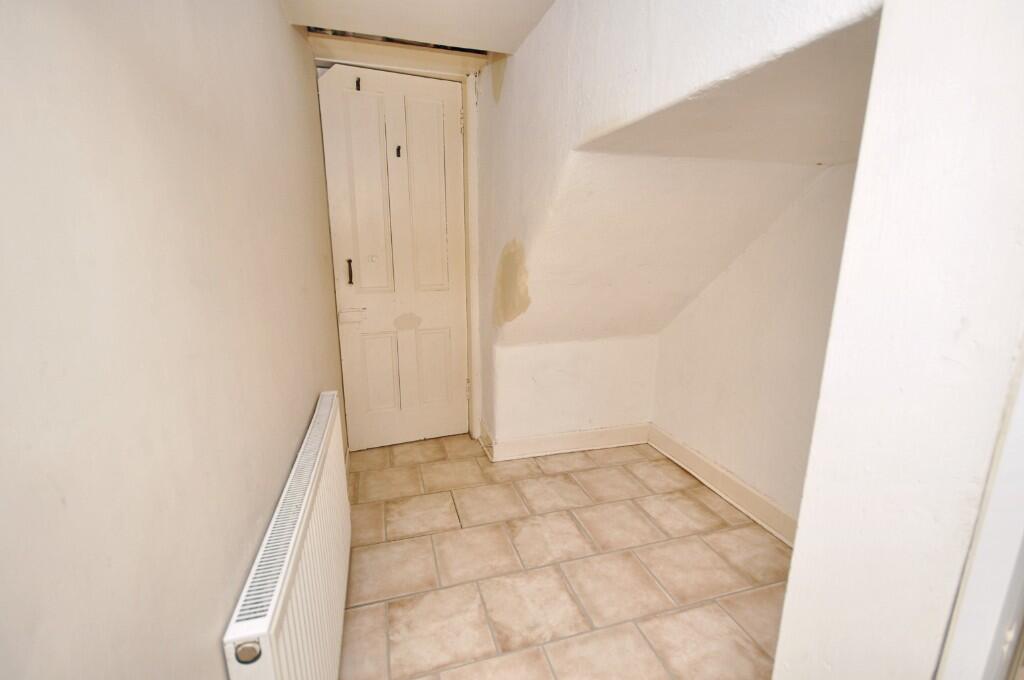 Entrance to Kitchen