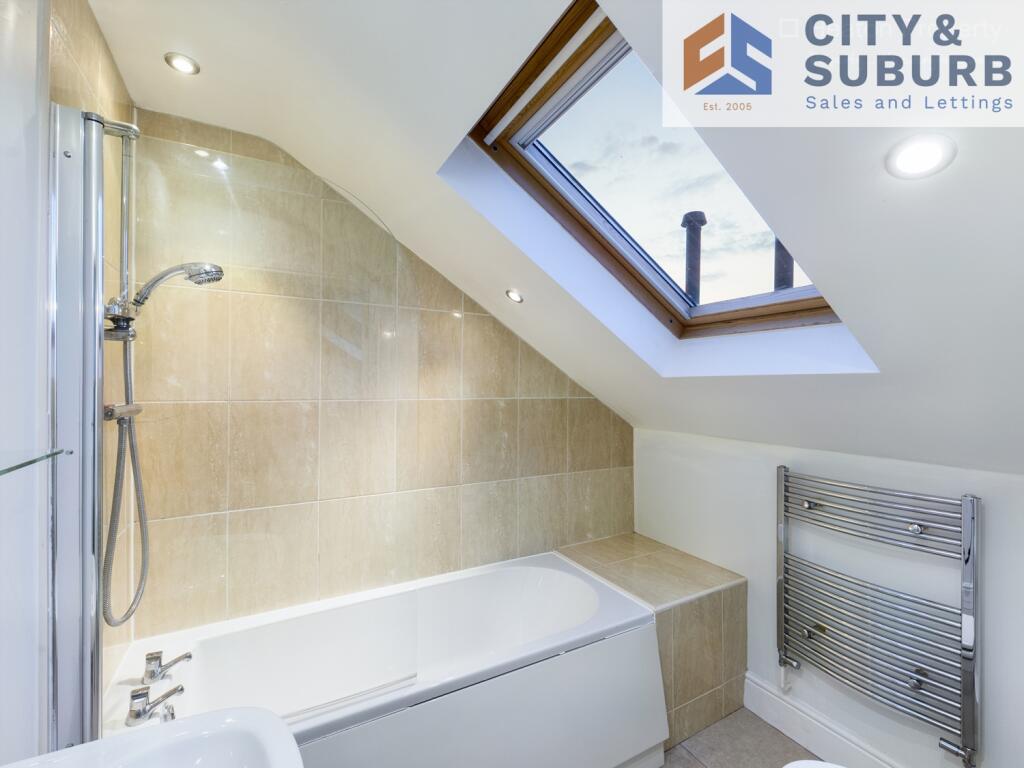 MT05B Ensuite