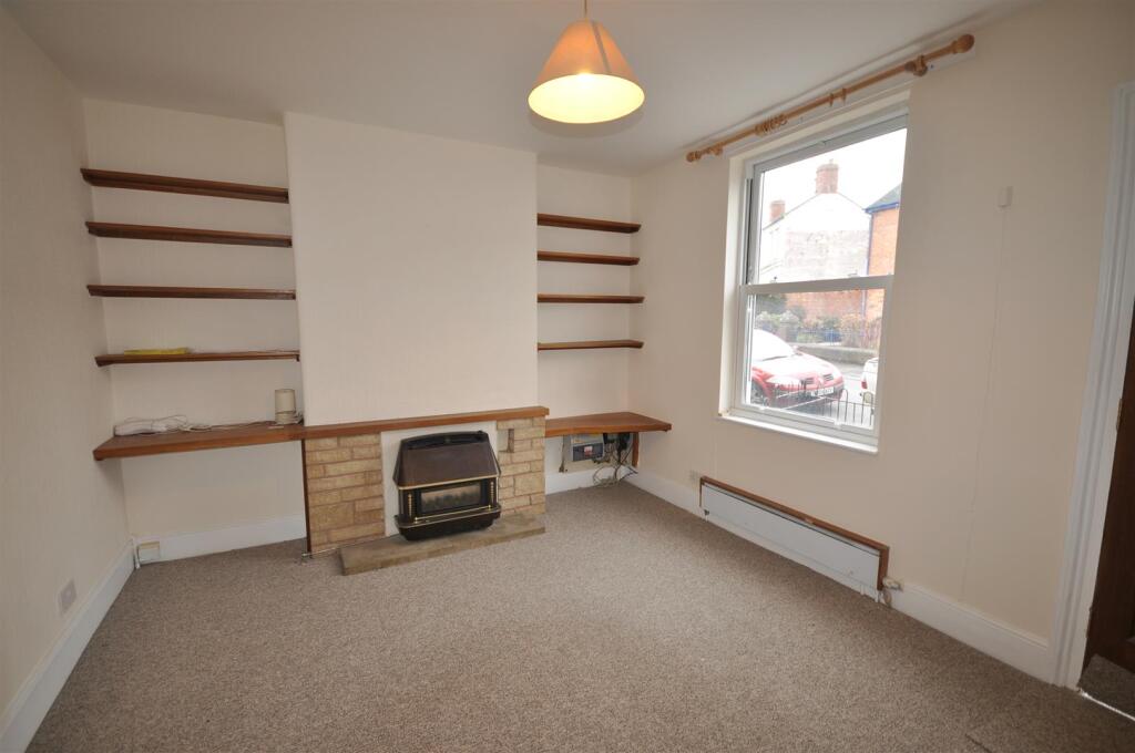 36 belmont st 007.jpg