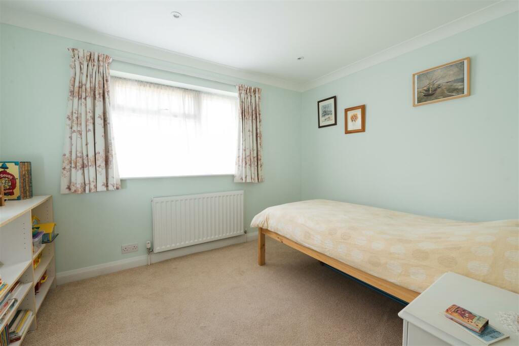 24 Ninesprings, Hitchin-17.jpg