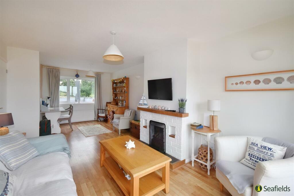 Sitting  Room.jpg