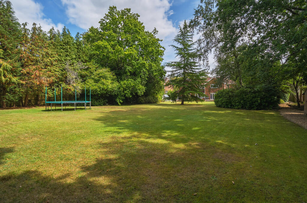 1335478-8-689600e...