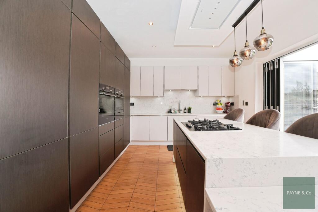 Open plan Kitchen/Diner/Reception