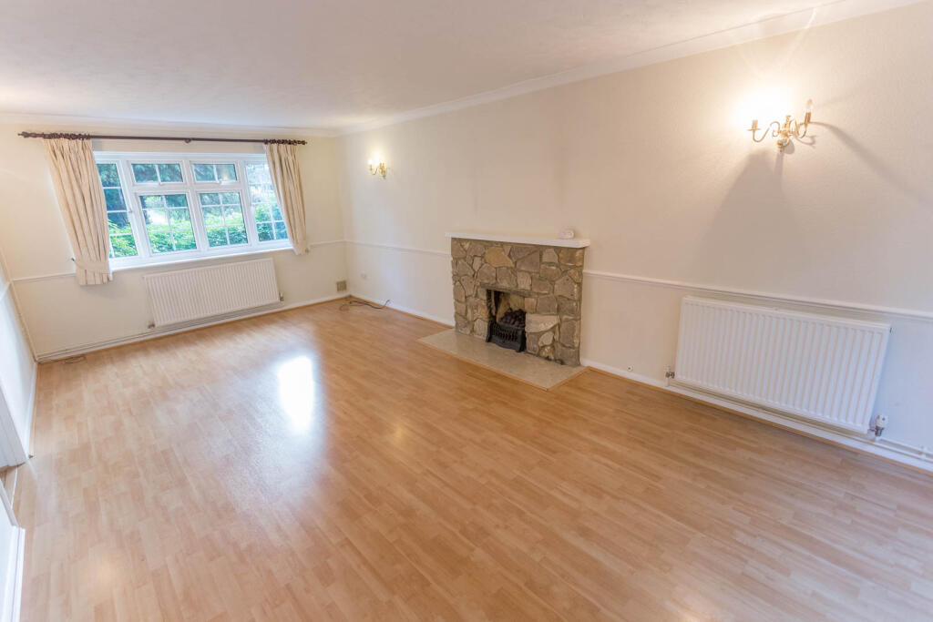 Sitting Room with fireplace