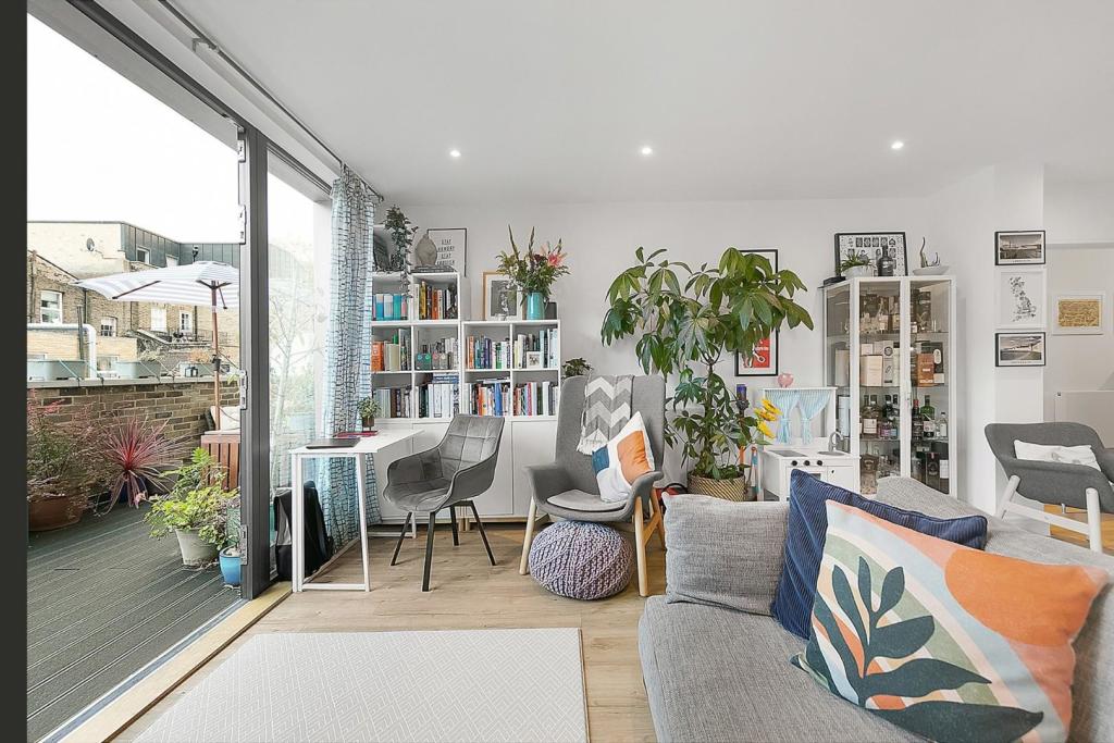 Open-Plan Reception.jpg