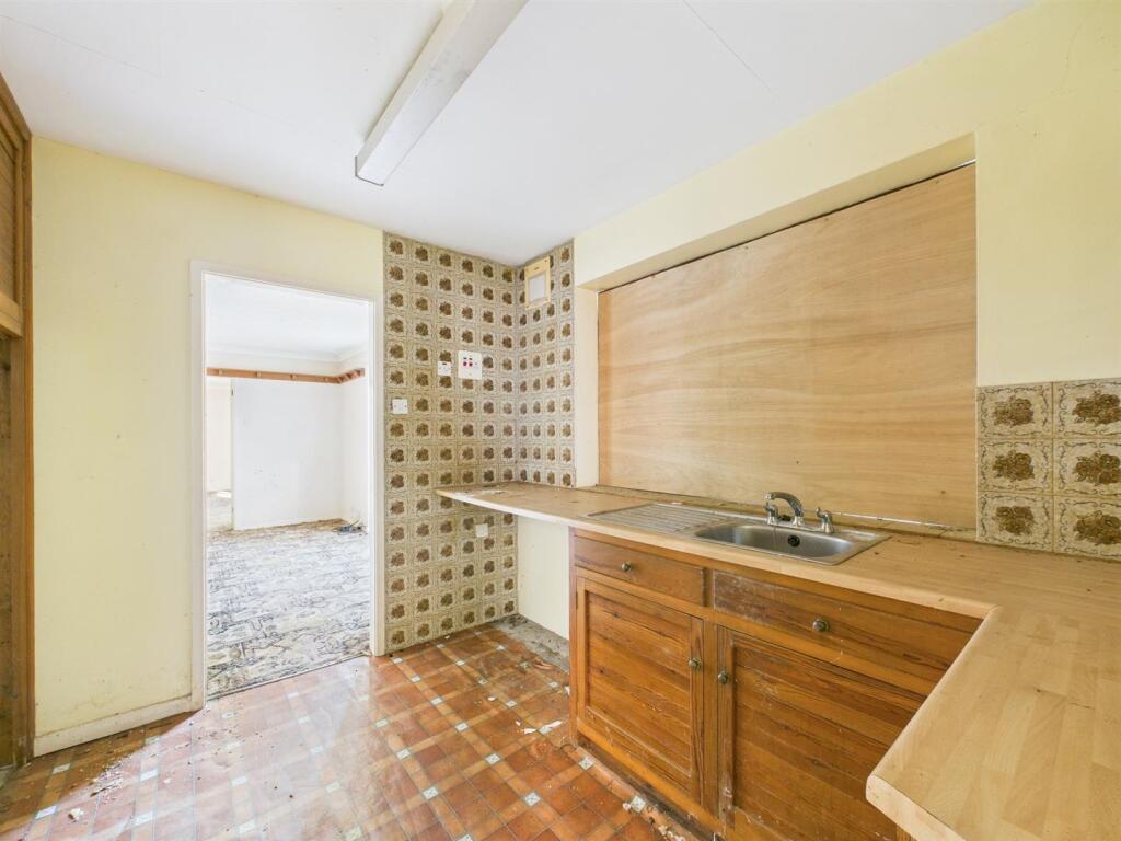 Utility Room/Annex Kitchen