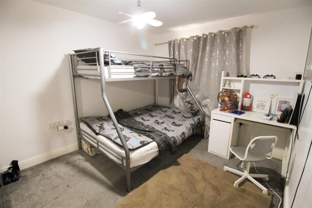 Bedroom3.jpg