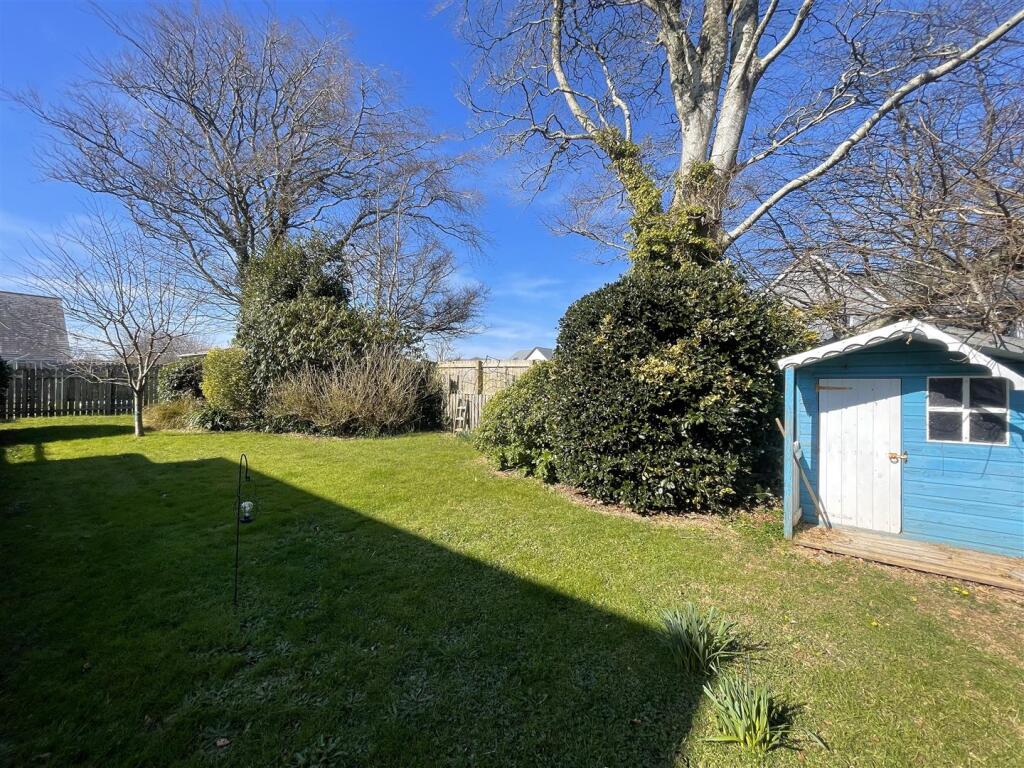 Garden 11.jpg
