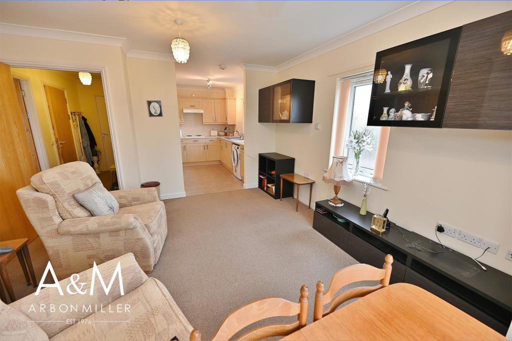 Open PLan Lounge Kitchen