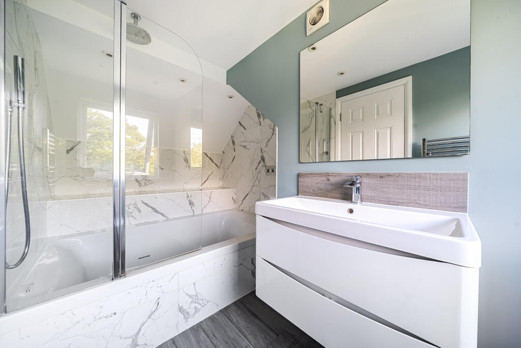 1361314-22-68daa3...