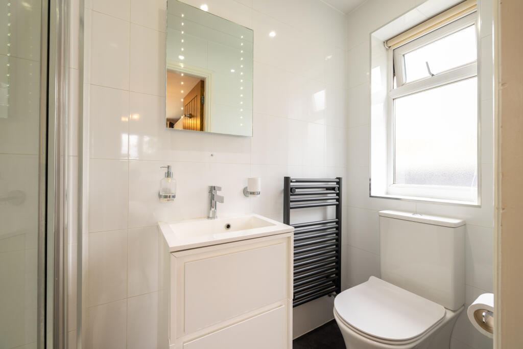 20240805-1209_Maison Haus - 4 Brookhouse Mill Ln, 