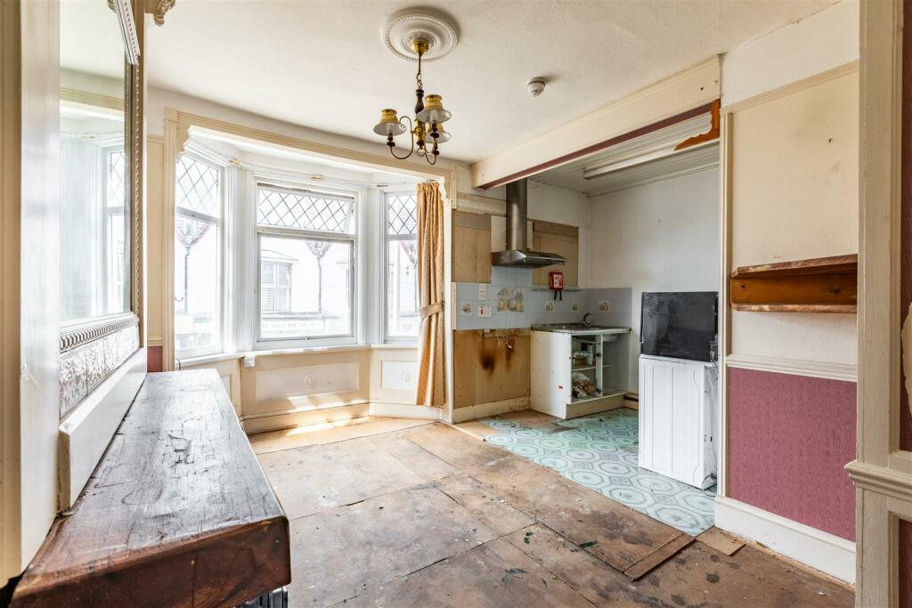 Reception/Kitchen