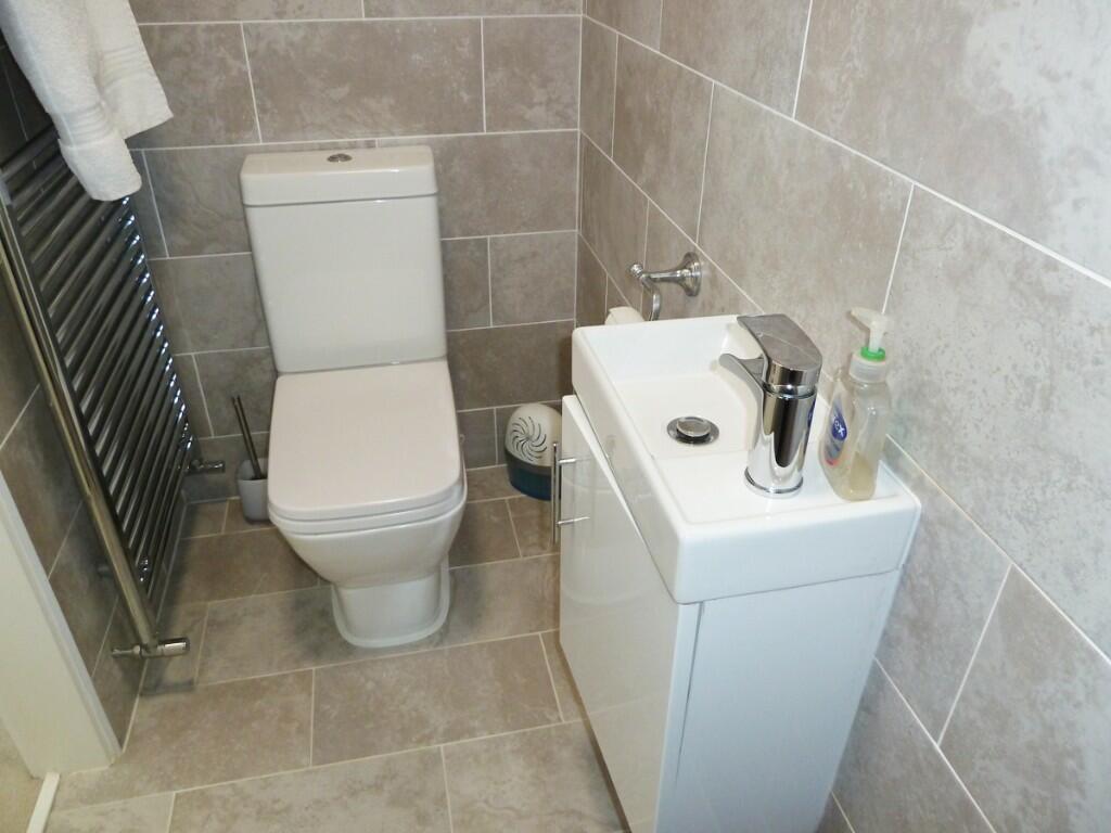En-suite wet room