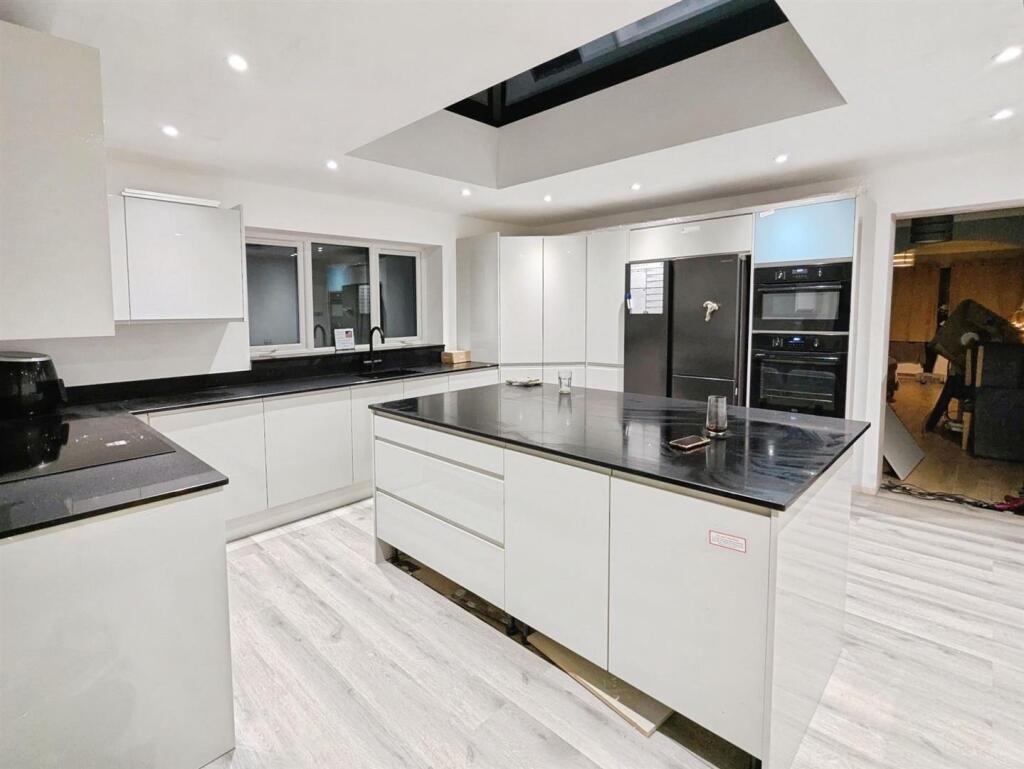 b237094e--448D-9B53-D7624F41A203-36581-00002981E37