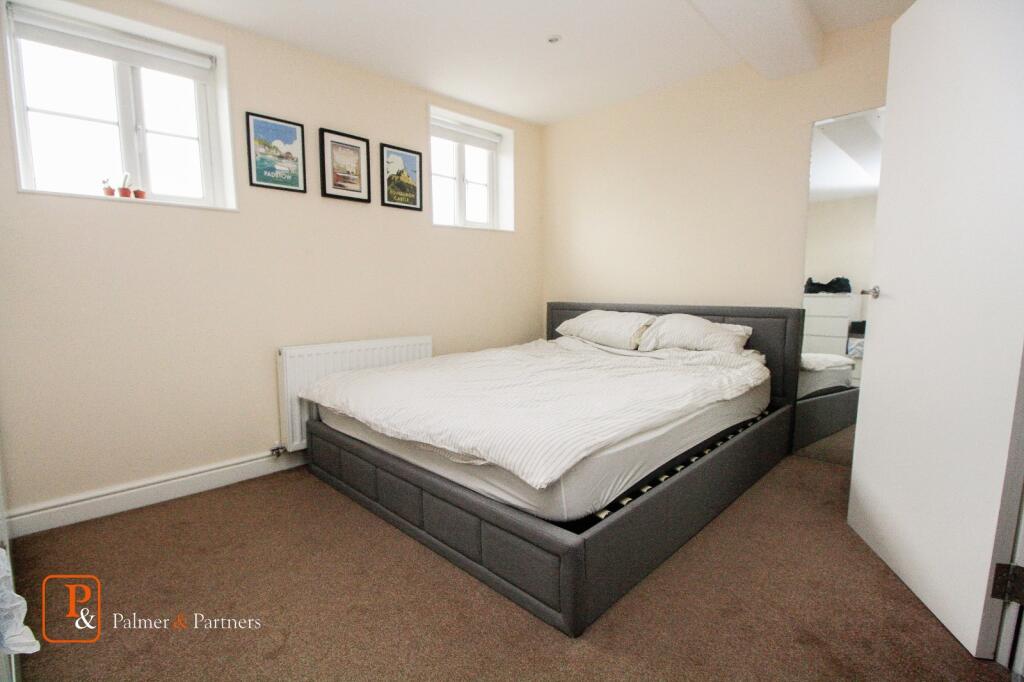 2nd Bedroom