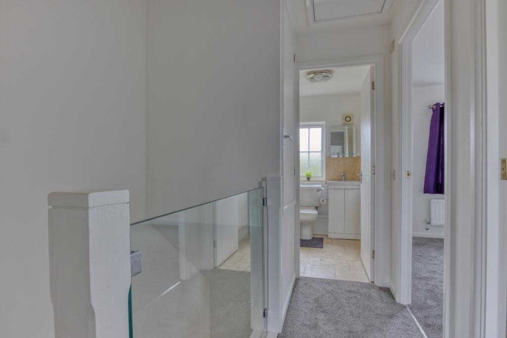 Ewemove Taunton - Graham Way (9)