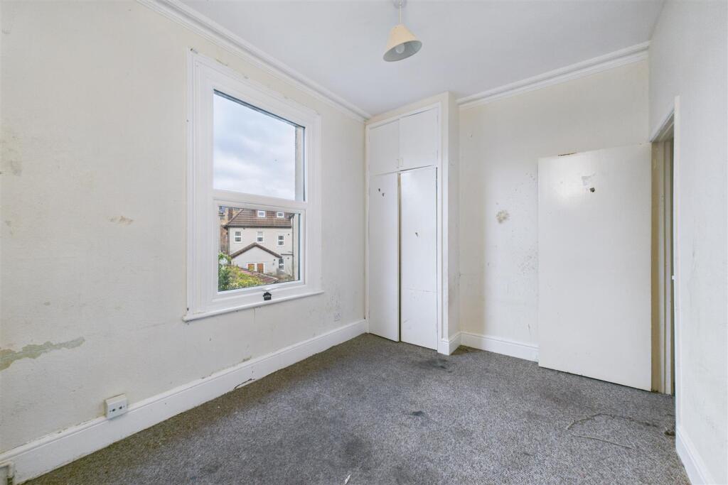 10, Cranbrook Road Bristol, BS6 7BN | Hollis Morga