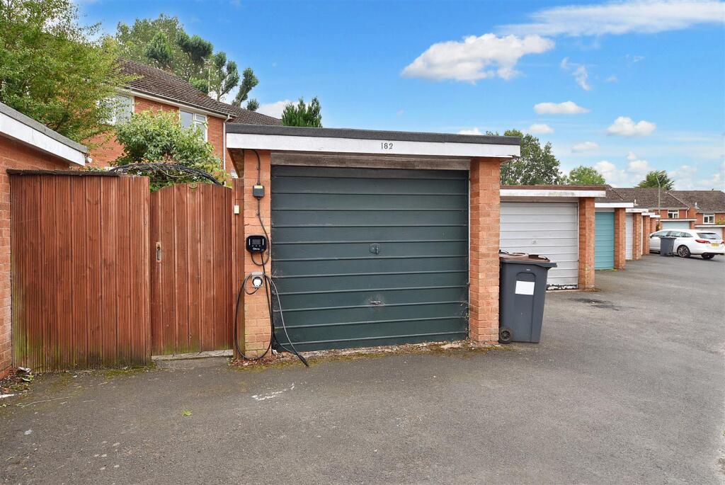 garage.JPG
