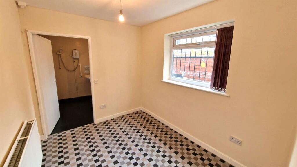 Ground floor Bedroom