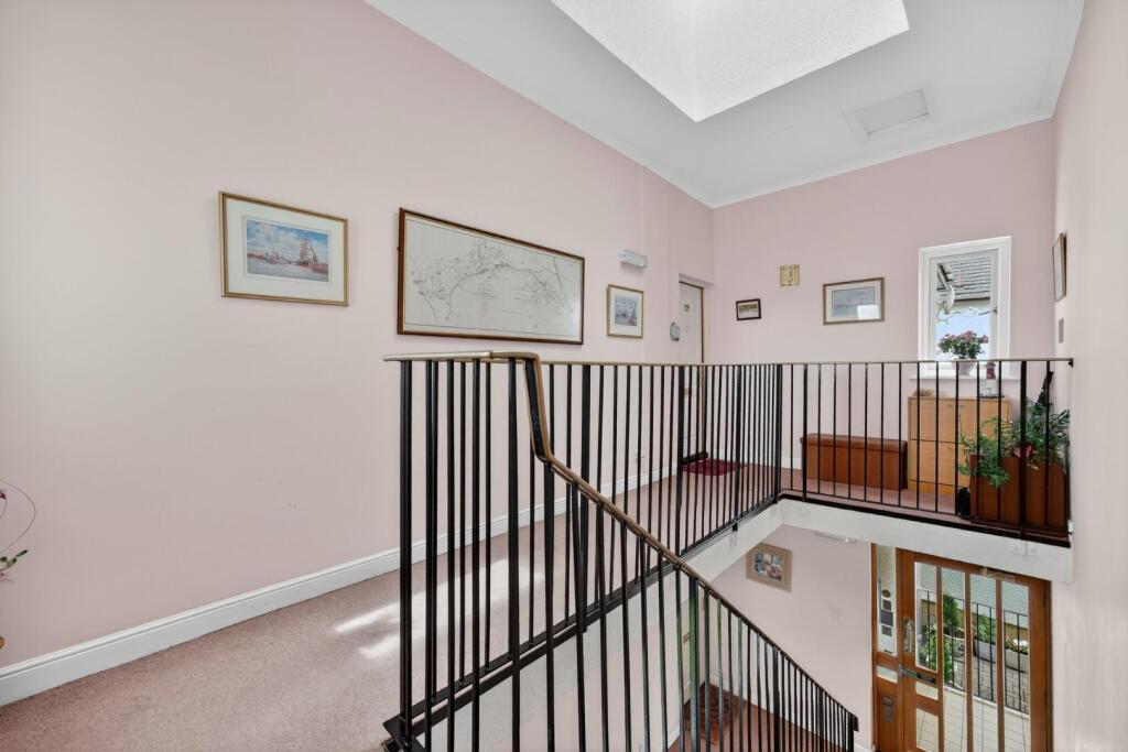 24 bowencraig, largs 00020.jpg
