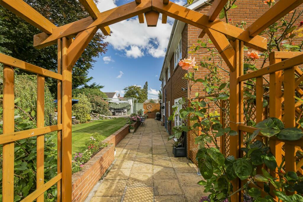 GARDEN