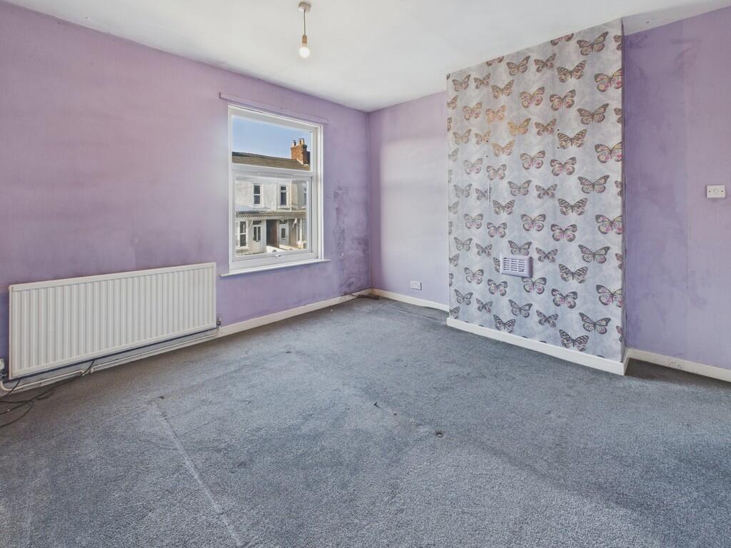 CAM04273G0-PR0240...