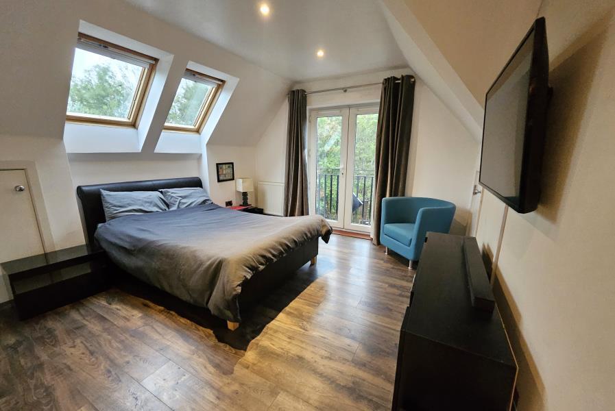 Stretton Court, Wey Road, Weybridge