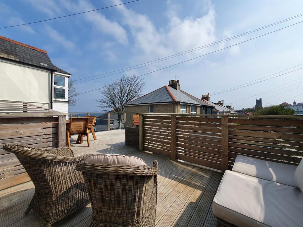Rear Decking