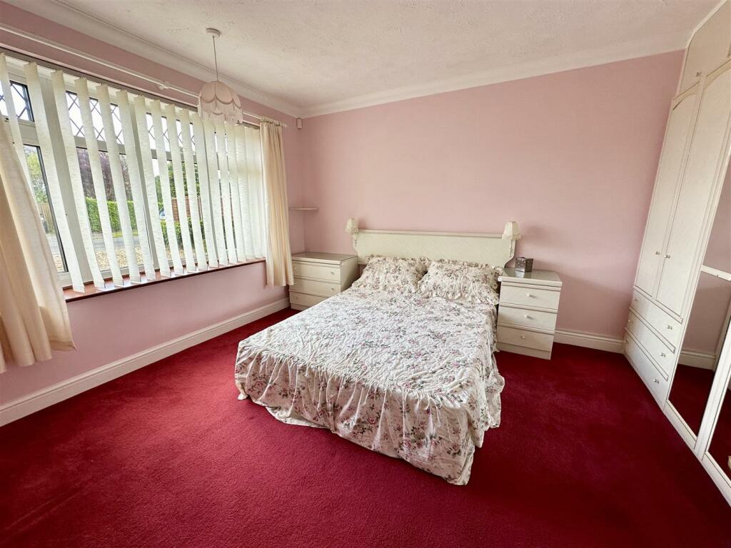 bedroom one.JPEG