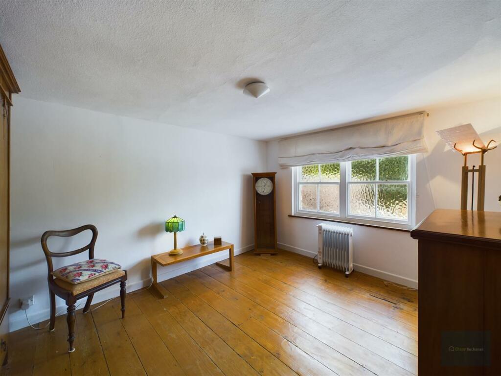 CAM02563G0-PR0081-ST