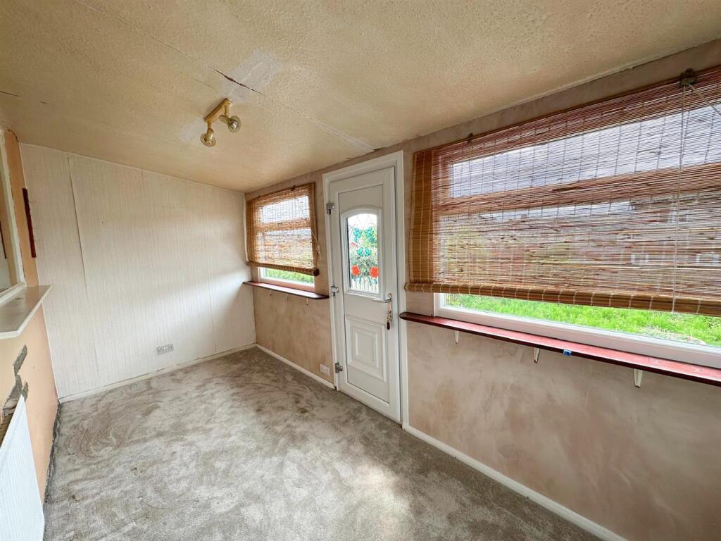 Two bed semi-detached bungalow, Silsden 11