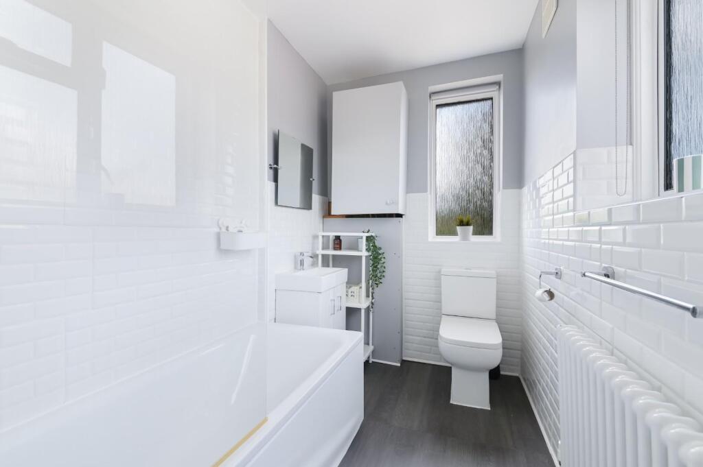 THE SPINNEY, (6).jpg