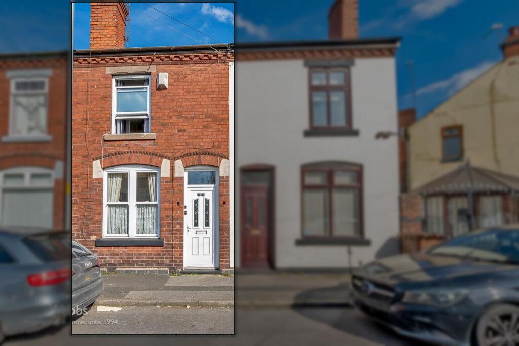 © Webbs Estate Agents © (23 of 23) copy.jpg