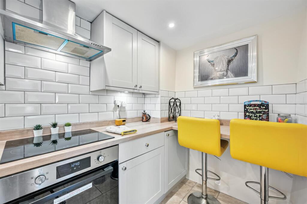 Saxton Mee 2 Lower Terrace Road 0033.jpg