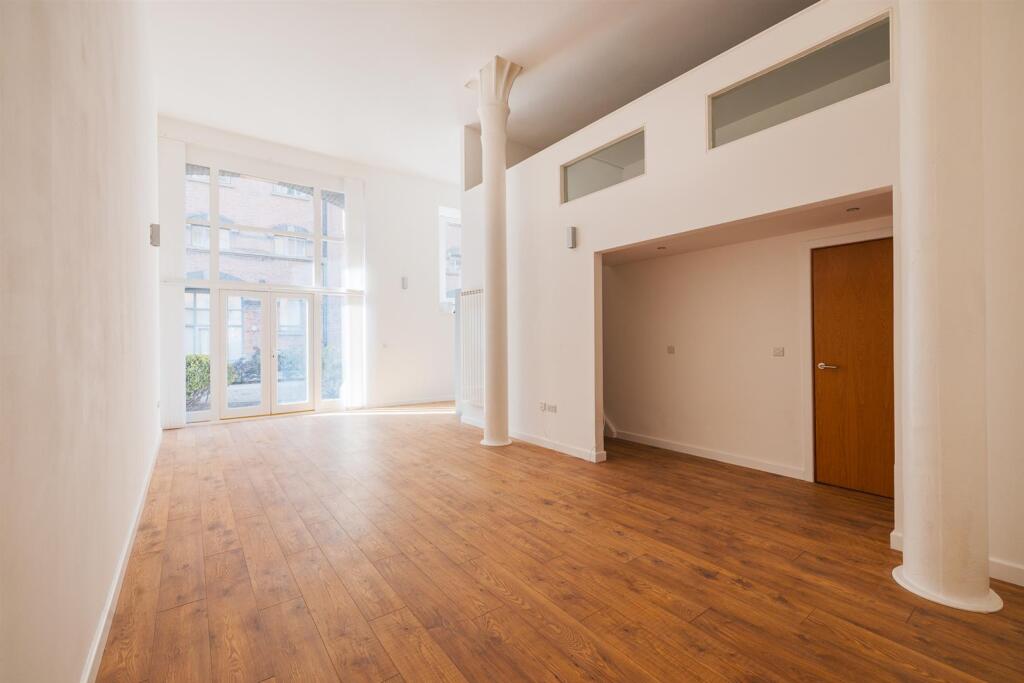 126 East Float Quay-3.jpg