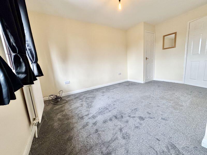 Bedroom 1 alternative