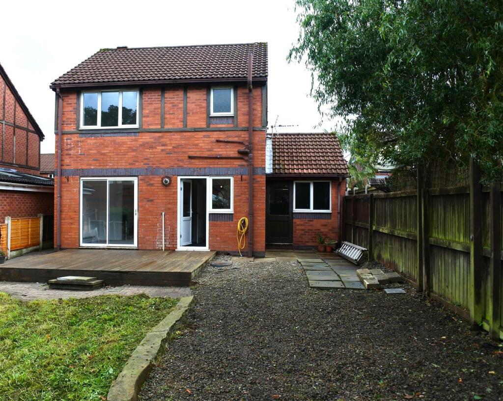 Rear Garden 2.JPG