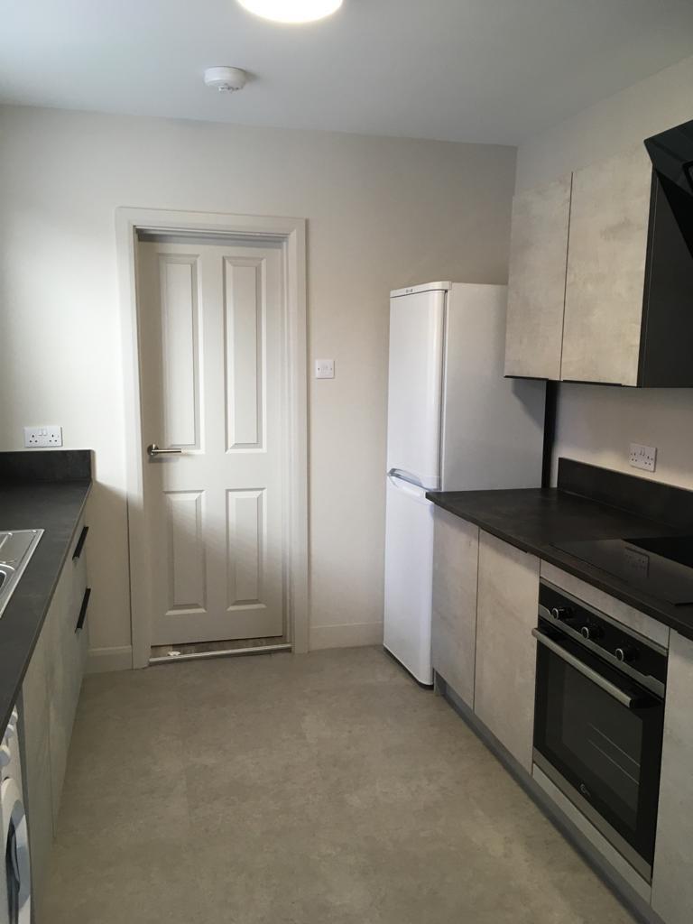 Kitchen 1.4.jpg