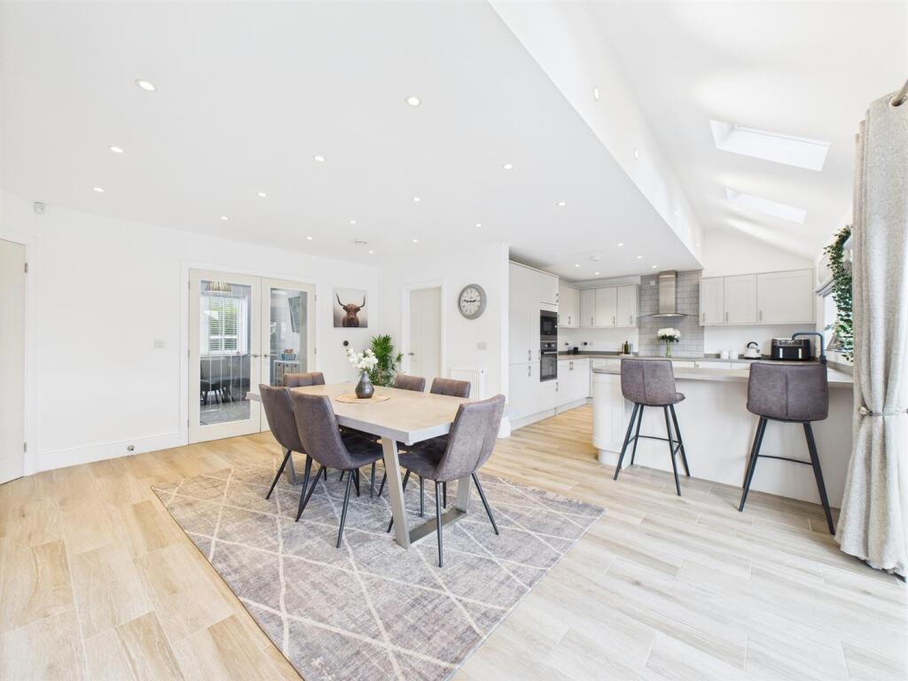 Fabulous Open Plan Extended Dining Kitchen