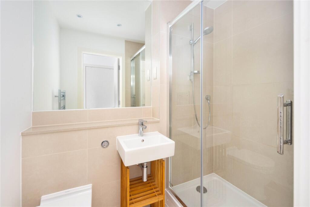 Bedroom 1 En-Suite